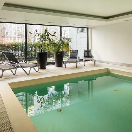 Skyscraper Riverview Lisbon With Indoor Pool Exterior foto